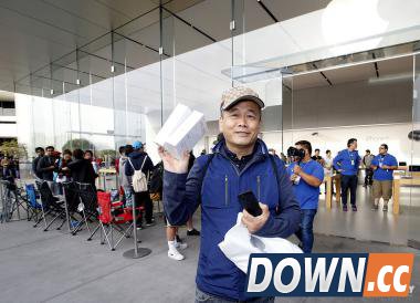 中国黄牛党为抢购iPhone6在美打群架被捕