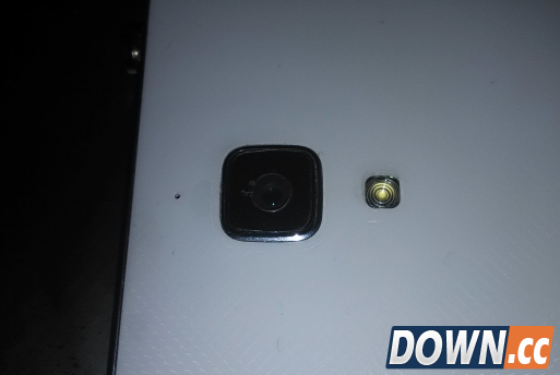 iPhone 6凸起的摄像头该如何保护？