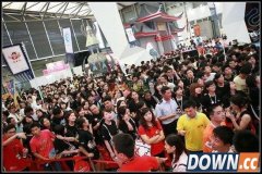 Showgirl变尼姑“拆奶罩”你还去么