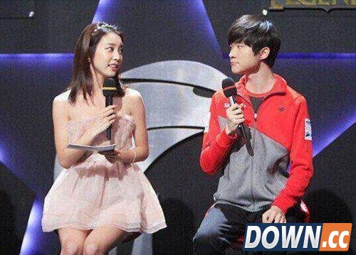 LOL Faker职业期间没有找女朋友计划