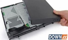新版PS4拆机图片曝光 内存模块减少功耗更低