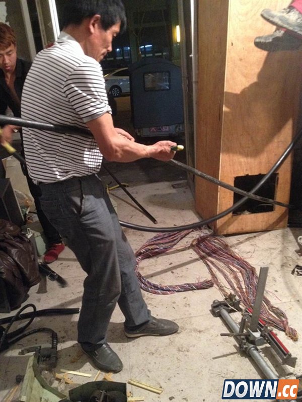 联通无语：光纤无铜 盗贼照偷不误