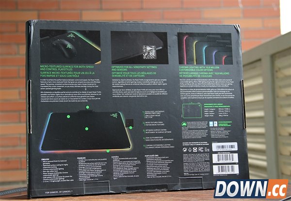 灯厂新玩具 Razer发光鼠标垫Firefly图赏