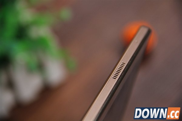 99.5%金属附体！华为全新8寸平板M2图赏