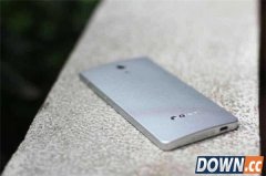 董明珠自曝格力手机销量：仅几万部