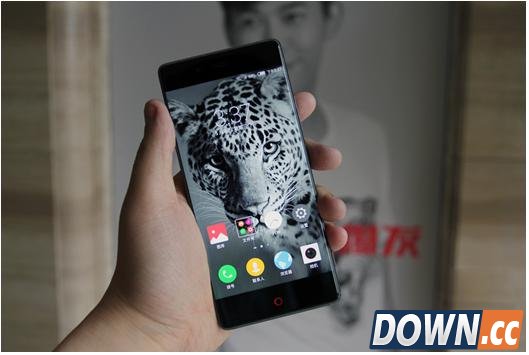 教你分辨：2015上半年那些真真假假的“无边框”手机