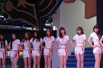 ChinaJoy Showgirl：新规发布后偷拍底裤现象少了