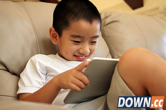 熊孩子玩手游充值1.5万元