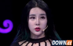 15岁“蛇精女”真嚣张：宁被扎死也不愿丑死