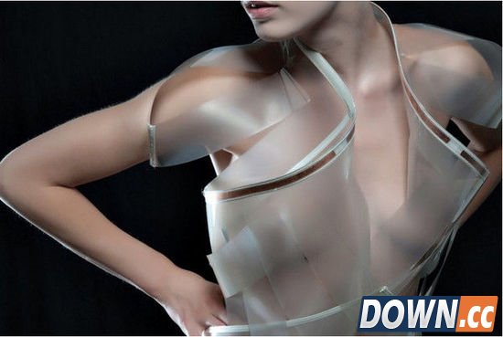 现实版“国王的新衣”