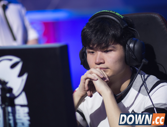 LPL OMG陨落无缘S5总决赛