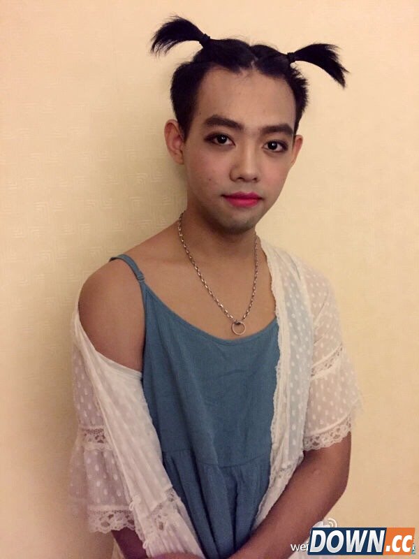 DOTA Maybe“清纯”女装照