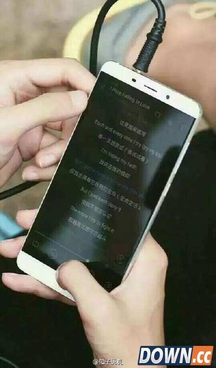 奇酷手机开机照曝光