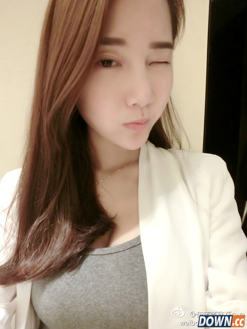 斗鱼伊芙蕾雅lol直播房间