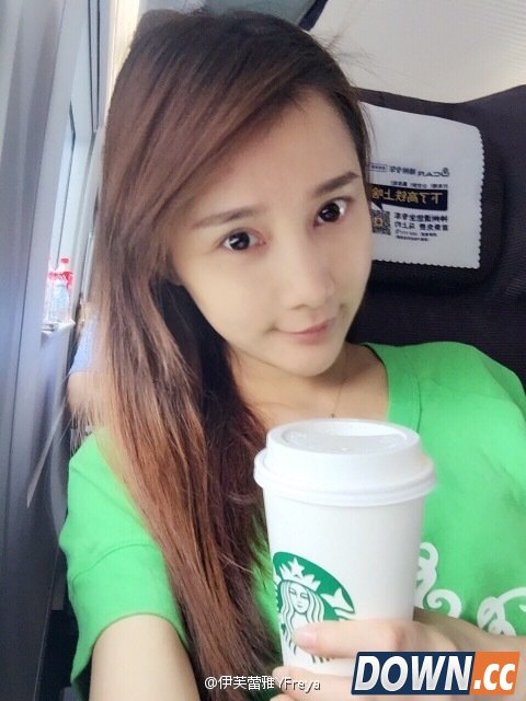 斗鱼伊芙蕾雅lol直播房间