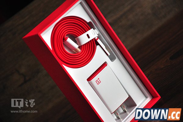 一加手机X皓月白开箱图赏