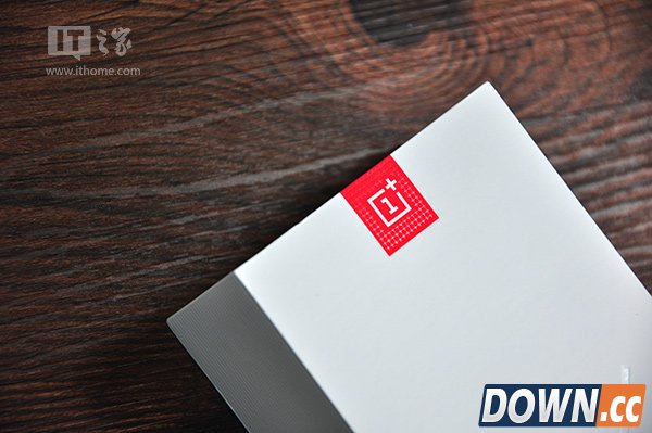 一加手机X皓月白开箱图赏