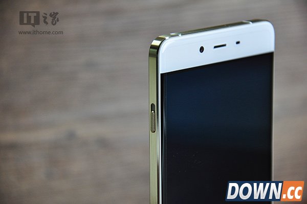 一加手机X皓月白开箱图赏