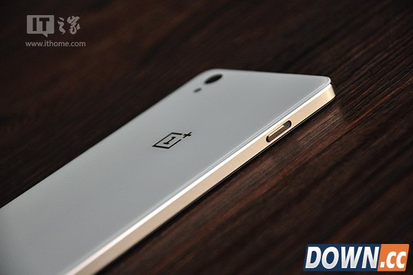 一加手机X皓月白开箱图赏