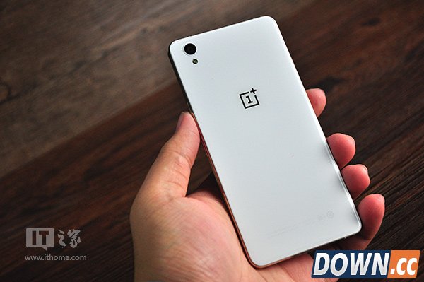 一加手机X皓月白开箱图赏