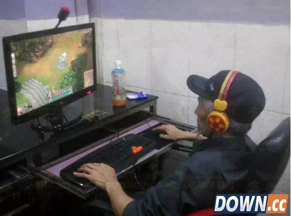 六旬大爷LOL排位上黄金