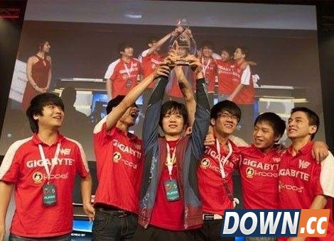 LOL直播joker直播称圈内艹粉正常