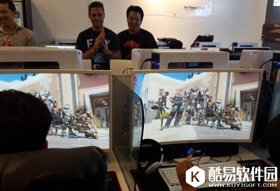 守望先锋制作团队在网吧被中学生完虐