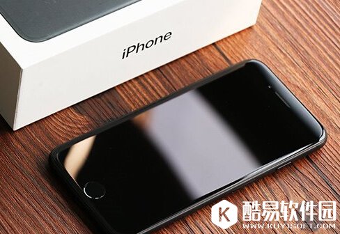 苹果iPhone发出的电磁辐射是三星手机两倍