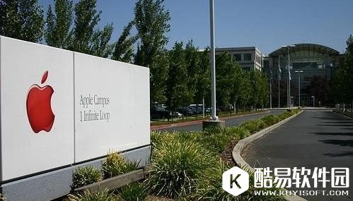 特朗普以优惠劝说库克回美国生产iPhone