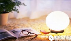 如何修改win7电脑登录界面    win7登录界面的修改方法