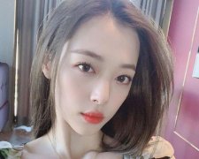 韩国女星崔雪莉家中用鞋带自杀 疑似南韩娱乐圈黑暗牺牲品