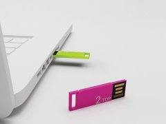 中国大四学生重新设计双插入U盘获红点奖