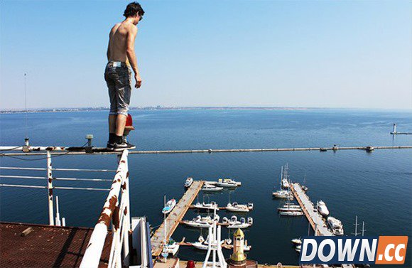 Russian-City-Climber-Takes-Incredible-Photos-1