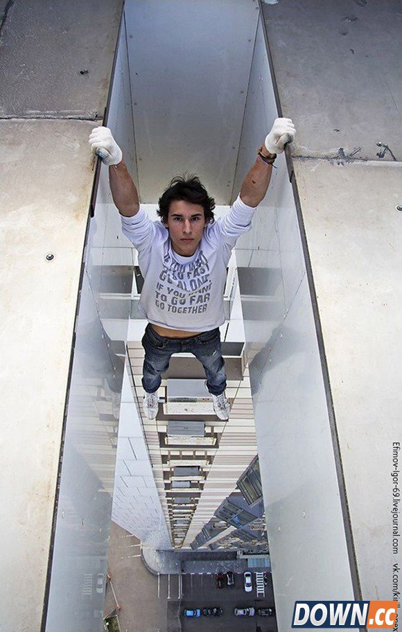 Russian-City-Climber-Takes-Incredible-Photos-5