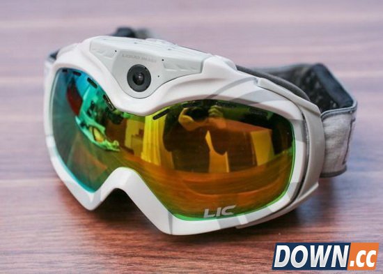 10大高科技滑雪装备:首选智能护目镜