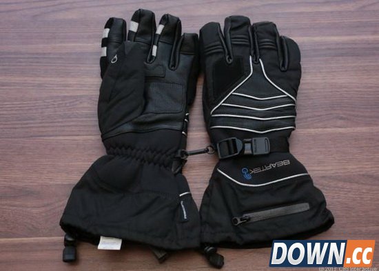 10大高科技滑雪装备:首选智能护目镜