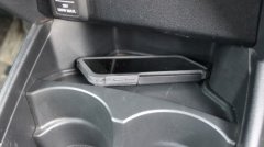 车震给手机充电 你见过吗