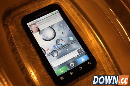 码客Online:索尼Z2的IP58等级防水是什么?