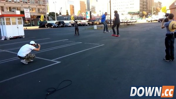 柯南滑板弱爆 反重力浮空滑板出现
