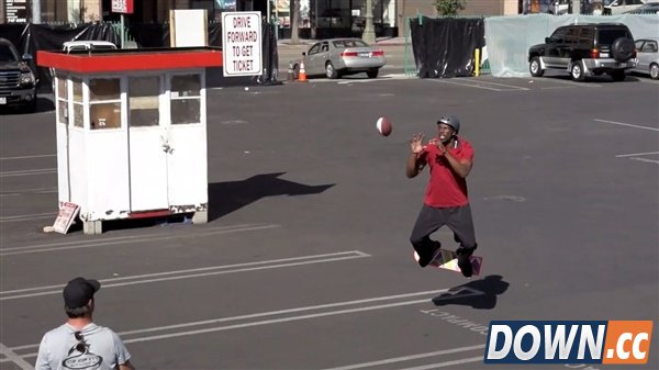 柯南滑板弱爆 反重力浮空滑板出现