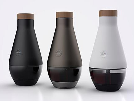 可将水“变成”葡萄酒容器问世 可用手机控制