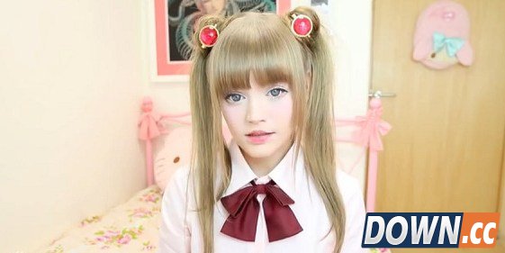 美版清纯真人芭比爆红 原照雷翻网友