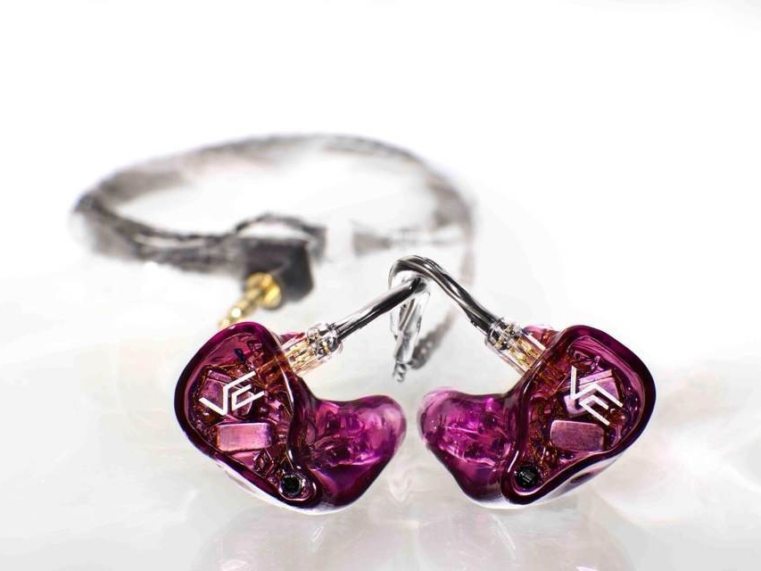 土豪的选择 可变音色的定制耳机