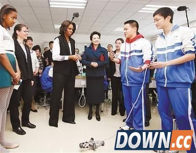 丑到爆的奇葩校服盘点 网友大吐槽