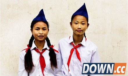 丑到爆的奇葩校服盘点 网友大吐槽