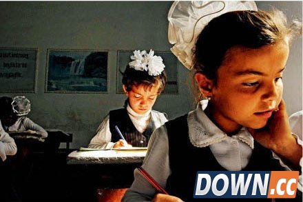 丑到爆的奇葩校服盘点 网友大吐槽