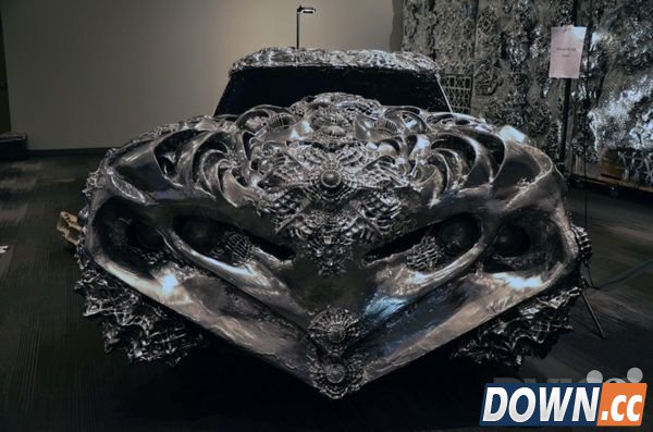 太牛了：全球首款液态金属打造的汽车