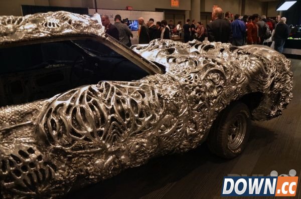 太牛了：全球首款液态金属打造的汽车