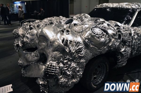 太牛了：全球首款液态金属打造的汽车