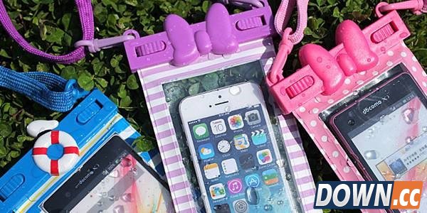 有了这个手机套 再也不怕手机掉进厕所